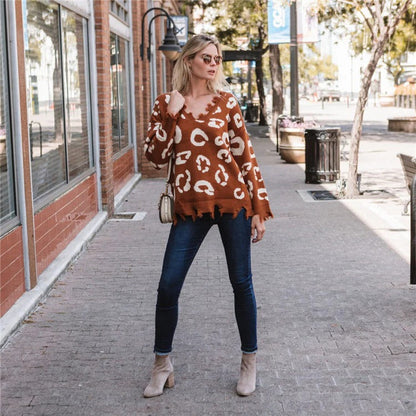 Women's Knit Sweater – Oversized Fit – Soft Knit – Fringe Edge – Round Neck