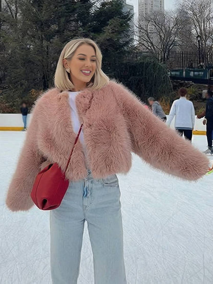Women’s Coat - Faux Fur - Cropped Fit - Round Neck - Open Front