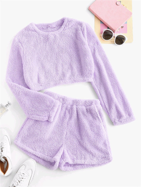 Women's Loungewear Set – Cropped Long-Sleeve Top – High-Waisted Shorts in Soft Fleece