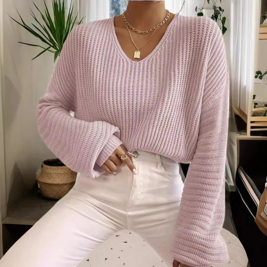 Women's Knit Sweater – Relaxed Fit – V-Neck – Rib Knit – Long Sleeves Comfort Style