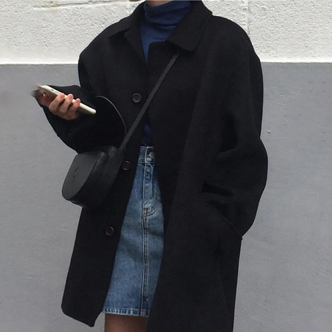 Women's Jacket – Wool – Relaxed Fit – Hip Length – Button Closure – Classic Collar