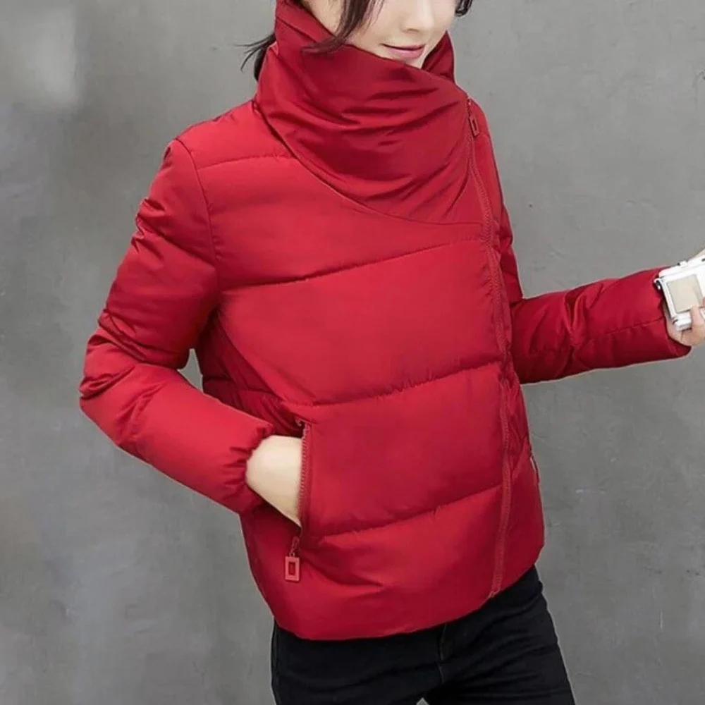 Women’s Winter Coat - Quilted Padded Fabric - Regular Fit - Funnel Neck - Cropped Length