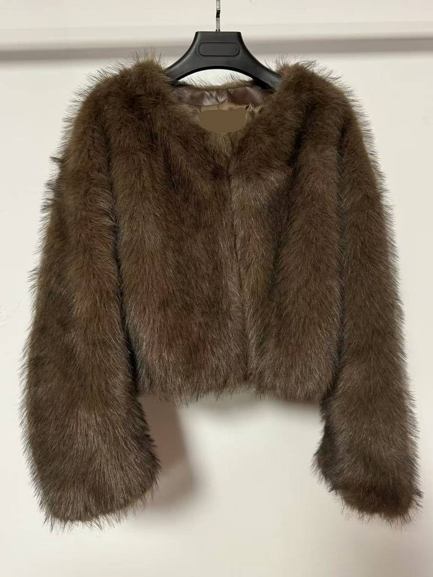 Women’s Coat - Faux Fur - Cropped Fit - Round Neck - Open Front