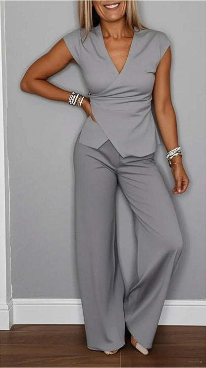 Women's Two-piece Set – Sleeveless V-neck Wrap Top – High-waisted Wide Pants
