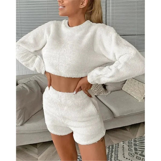 Women's Loungewear Set – Cropped Long-Sleeve Top – High-Waisted Shorts in Soft Fleece
