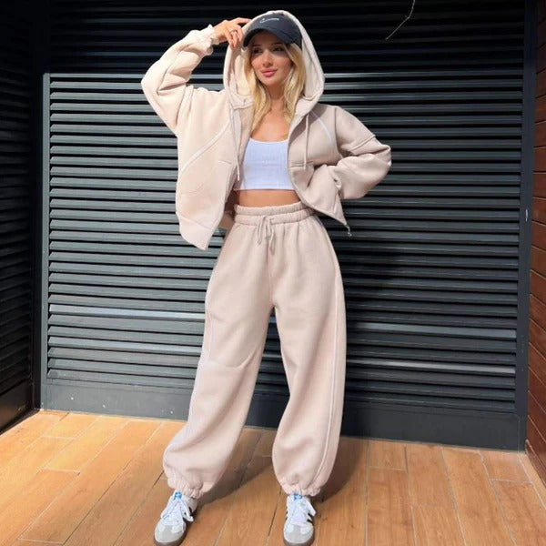 Women's Jogging Set – Oversize Fit – Soft Fleece – Sporty Knit Details