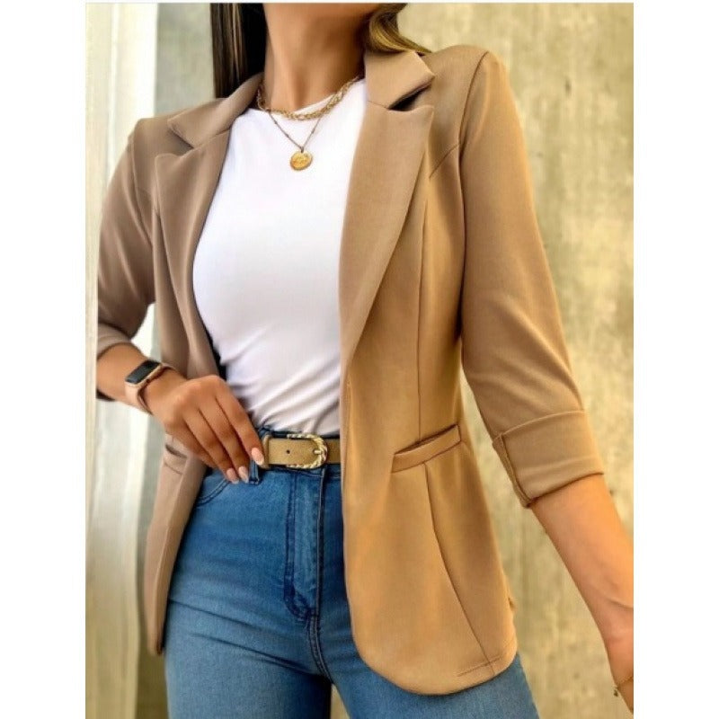 Women's Blazer – Tailored Fit – Smooth Texture – Classic Lapel – Flap Pockets