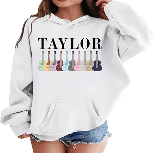 Women's Hoodie – Oversized Fit – Graphic Print – Soft Cotton – Casual Style
