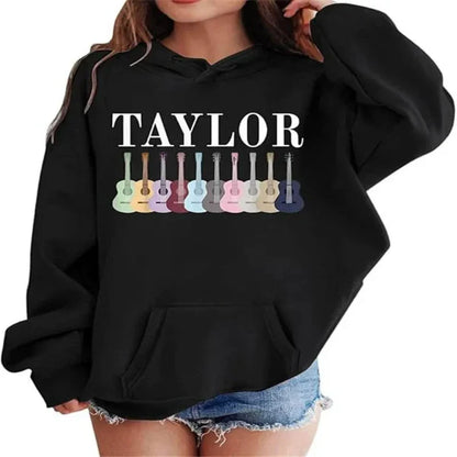 Women's Hoodie – Oversized Fit – Graphic Print – Soft Cotton – Casual Style