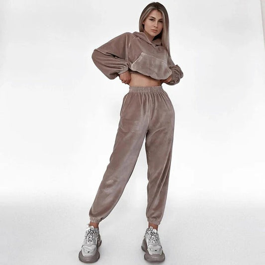 Women's Loungewear Set – Velour – Relaxed Fit – Cropped Hoodie & Wide Pants