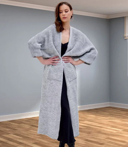 Women's Knit Coat – Oversized Fit – V-Neck – Long Sleeves with Pockets