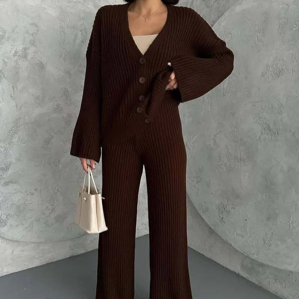 Women's Loungewear Set – Ribbed Knit – Oversized Fit – Button Closure – Wide Sleeves