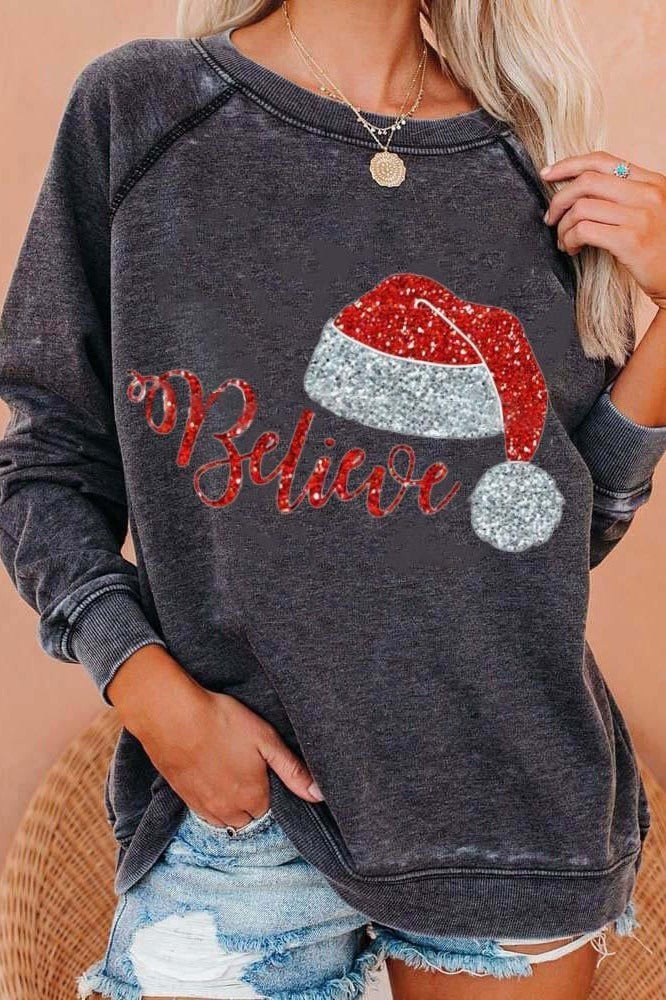 Women's Sweatshirt – Relaxed Fit – Long Sleeve – Soft and Breathable – Festive Print