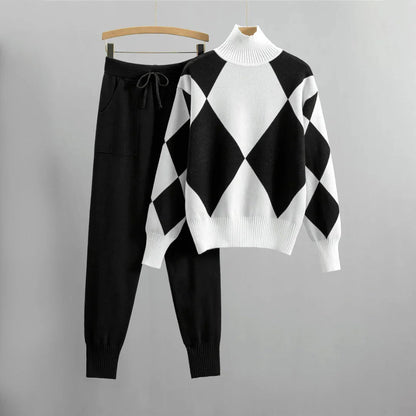 Women's Set – Sweater with Argyle Pattern – Relaxed Fit – Pants with Pockets