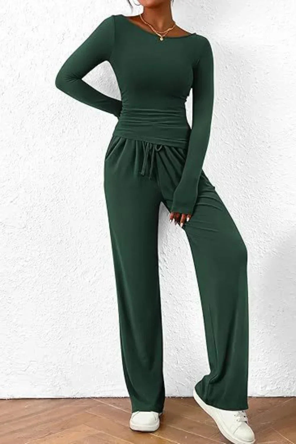 Dame Loungewear Sæt - Langærmet Top & Vide Bukser - Blødt og Komfortabelt