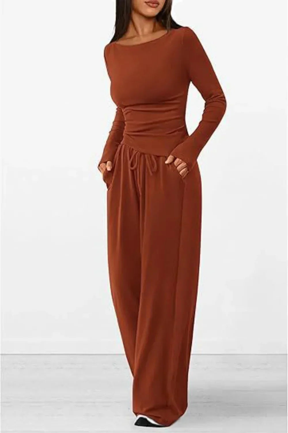 Dame Loungewear Sæt - Langærmet Top & Vide Bukser - Blødt og Komfortabelt