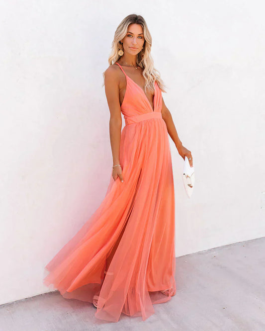Women's Maxi Dress – Chiffon Look – V-Neck – Spaghetti Straps – Elegant Fit