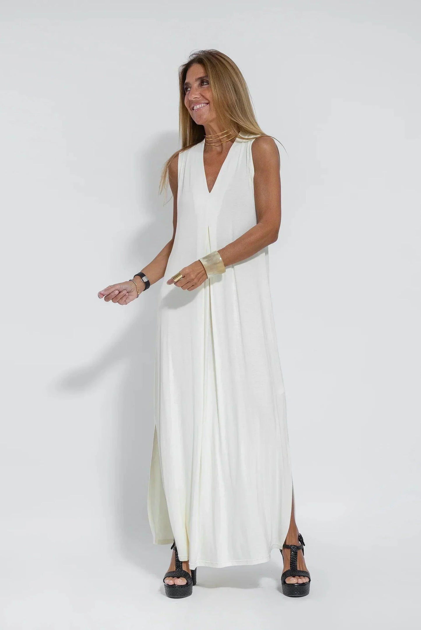 Women's Maxi Dress - Sleeveless V-neck - Light and Flowy Fit - Elegant Long Style