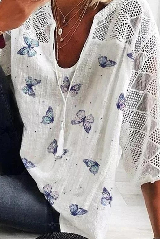 Women's Blouse – Relaxed Fit – V-Neck – 3/4 Sleeves – Lace – Butterfly Print