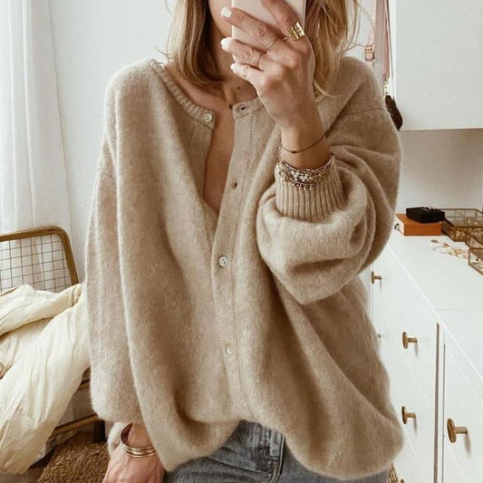 Women's Cardigan - Soft Knit - Oversized Fit - Button Closure - Long Sleeves